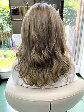 セミロング カラー 甲田 豪徳のヘアスタイル