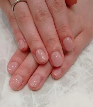 ネイル 會田 瑠衣のネイルデザイン