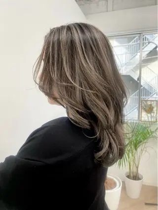セミロング カラー 韓国風×透明感カラー 髪質改善オタベシンヤのヘアスタイル