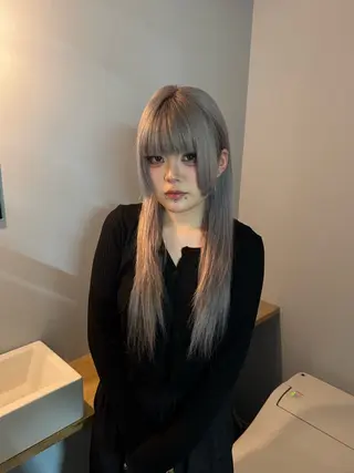 ロング カラー ゆうと/ブリーチモデ ル/ストレートモデルのヘアスタイル