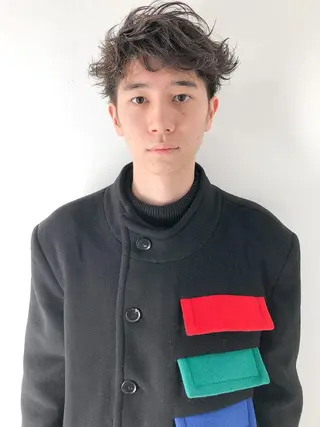 ショート カラー パーマ メンズ スパイラルパーマ 🌐hina⭐️のヘアスタイル