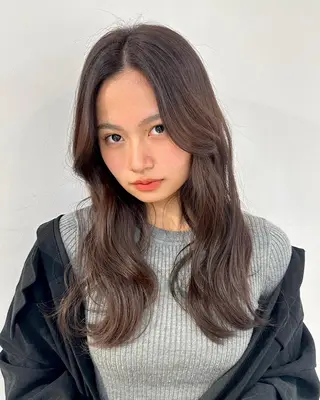 ミディアム 大人可愛いレイヤー 大田のヘアスタイル
