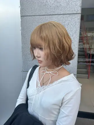 カラー stream所属・SENA ショートモデル募集中のヘアスタイル