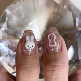 ネイル 六本木ネイル阡夜一夜 当日＆持ち込み歓迎のネイルデザイン