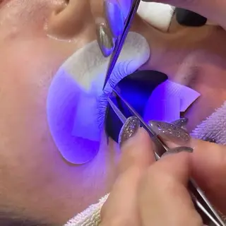 マツエク・マツパ eyelash&eyebrow Luminous所属・Luminous まつげ&眉毛 専門店のマツエク・マツパデザイン