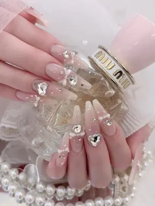 カラー AIN Nailのネイルデザイン