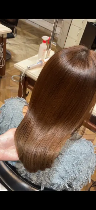 セミロング パーマ ご新規様限定 透明感カラーKANAのヘアスタイル