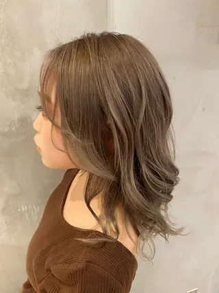 ミディアム カラー パーマ ヘアアレンジ 顔周りカット・相談 レイヤーも◎しずくのヘアスタイル