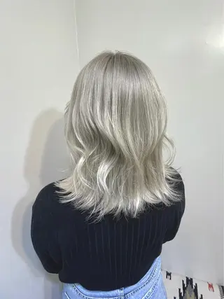 ミディアム カラー ブリーチ毛対応酸性 ストレート🌈サキのヘアスタイル