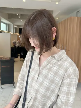 ミディアム ショート⌇艶カラー ⌇ RIN🌙のヘアスタイル