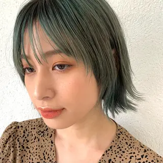 ショート カラー ノグチ ナツコのヘアスタイル