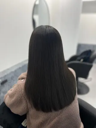 ロング Itsuki/心斎橋 髪質改善/暗髪カラーのヘアスタイル