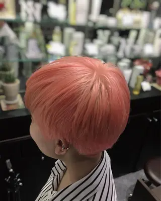ショート カラー パーマ ジユン 지윤のヘアスタイル
