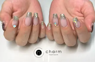 ネイル ネイルルーム チャームのネイルデザイン