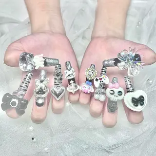 ネイル Jr.ネイリスト🤍 【Alissa】新栄のネイルデザイン
