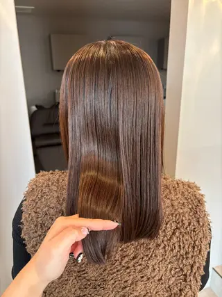 ミディアム カラー ボブ/顔周りレイヤー 🎀momoka🎀のヘアスタイル