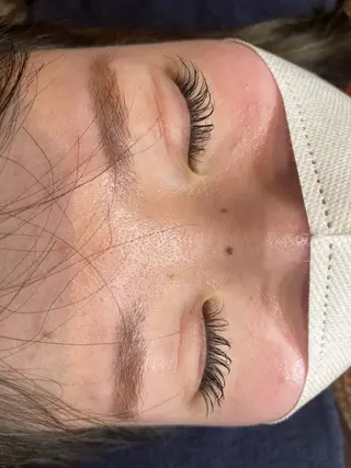 マツエク・マツパ プランタン　バイ　リシェル所属・楠橋 亜美の眉毛・アイブロウイメージ