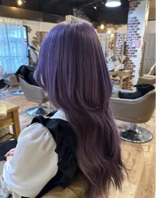 カラー 梶 瑞希のヘアスタイル