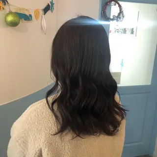 セミロング カラー つばた みゆ🦋のヘアスタイル