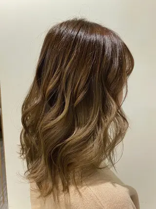 ミディアム カラー 藤井マドカ ✂︎のヘアスタイル