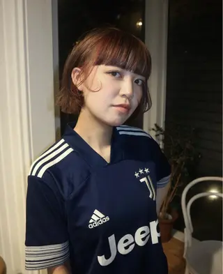 ショート カラー 来美 / クルミのヘアスタイル