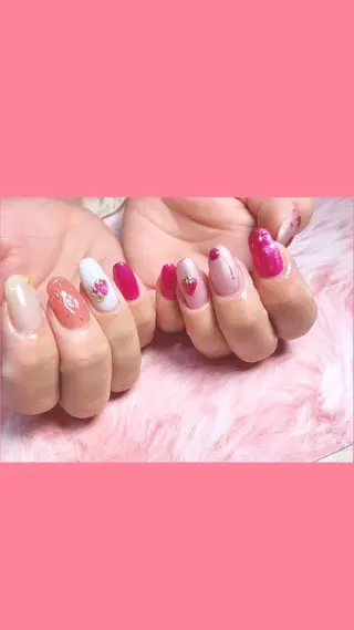 ネイル Prettiest nailのネイルデザイン