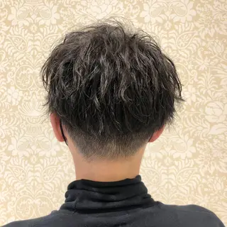 ショート パーマ 🐠寒色系×パーマ 櫻井　麿偉🐏のヘアスタイル