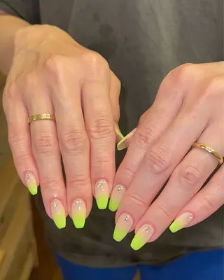 ネイル Nes.Nail所属・Miyagi Asamiのネイルデザイン