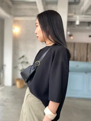 ロング KOOKI スティードトーキョーのヘアスタイル