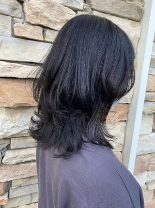 ミディアム カラー スパイキーショート パーマ　具志堅　太志のヘアスタイル