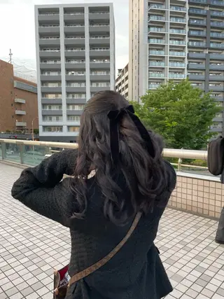 セミロング カラー カーリーパーマ/ 透明ｶﾗｰ/MIKUのヘアスタイル