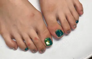 ネイル VIERU 🌈🎀💖のネイルデザイン