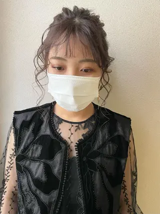 セミロング ヘアアレンジ 沢田 瞳のヘアスタイル