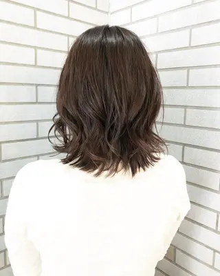 ショート カラー 中村 よしひでのヘアスタイル