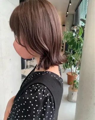 ミディアム カラー 透明感/オリーブ/ グレージュ/YUKAのヘアスタイル