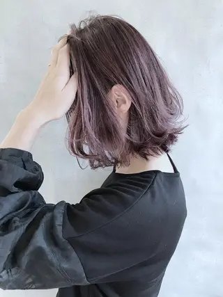ショート カラー MOU namba ムウナンバのヘアスタイル