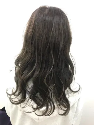 セミロング カラー Rayt hair レイトヘアーのヘアスタイル