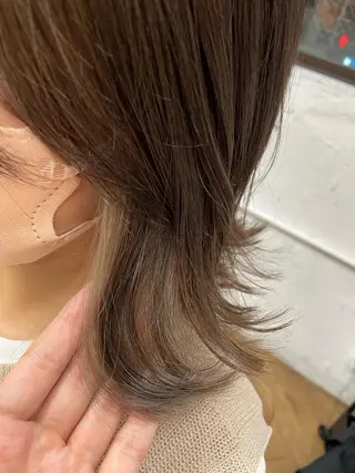 ミディアム MINAKO .のヘアスタイル