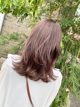 セミロング カラー 山中 真紫のヘアスタイル