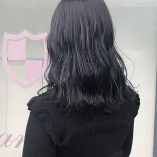 ミディアム カラー 相川 愛実のヘアスタイル