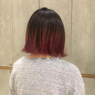ショート カラー 相川 愛実のヘアスタイル
