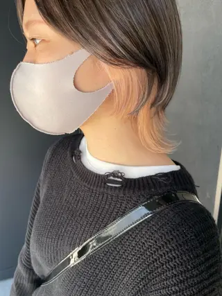 ミディアム カラー akane .のヘアスタイル