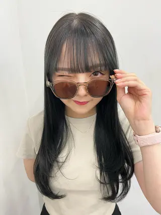 ロング カラー 柔らかオリーブ🌿 HIMARI🌻のヘアスタイル