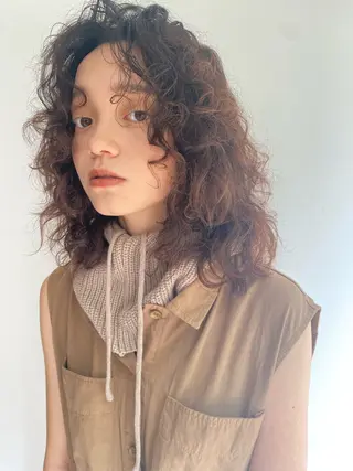 ミディアム パーマ ANY mikuのヘアスタイル