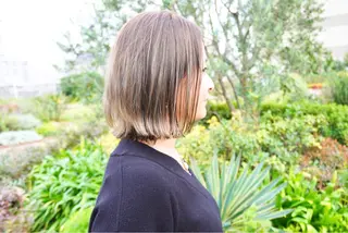 ショート カラー ミヤザキ ユタカのヘアスタイル
