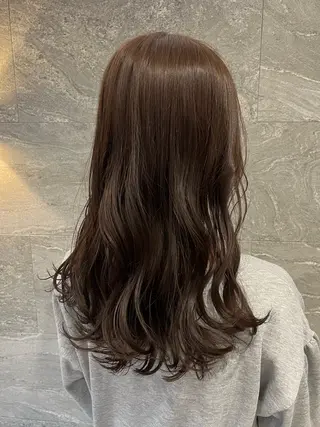 ミディアム alu yuinaのヘアスタイル
