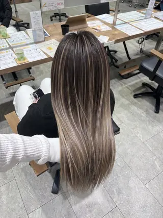 ロング 石井良典 髪質改善のヘアスタイル
