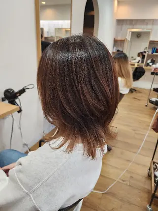 ミディアム 近森 美帆[モーラ高石店]のヘアスタイル