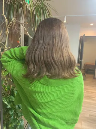 カラー 🌷かわばた めい🌷のヘアスタイル