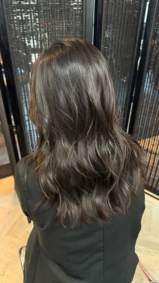 セミロング 福田花音/スタイリ スト兼任アイリストのヘアスタイル